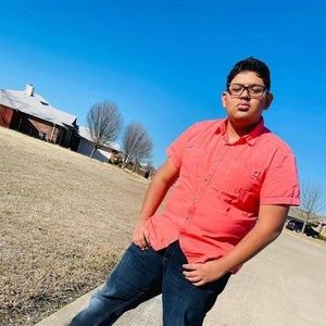 Meet your Posher, Luis